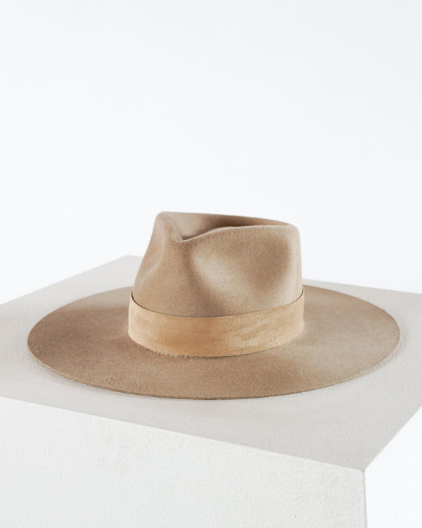 Tessa Classic Wool Hat | Wheat
